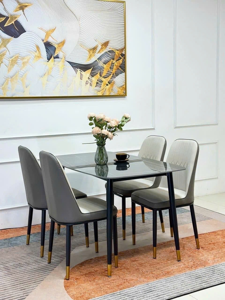 Bàn ăn nhập khẩu KT 65cm * 1m2  MS 428