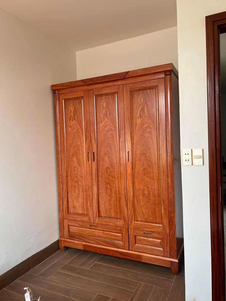 Tủ áo gỗ Hương đá kết hợp vơ nia MS46