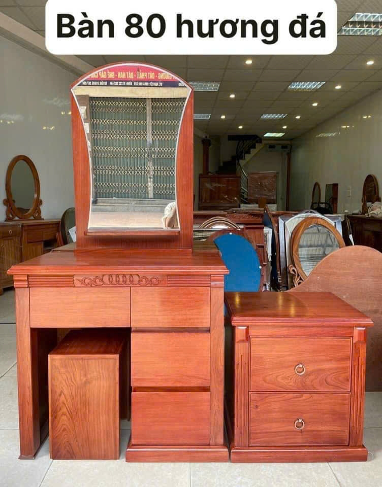 Bàn phấn trang điểm hương đá