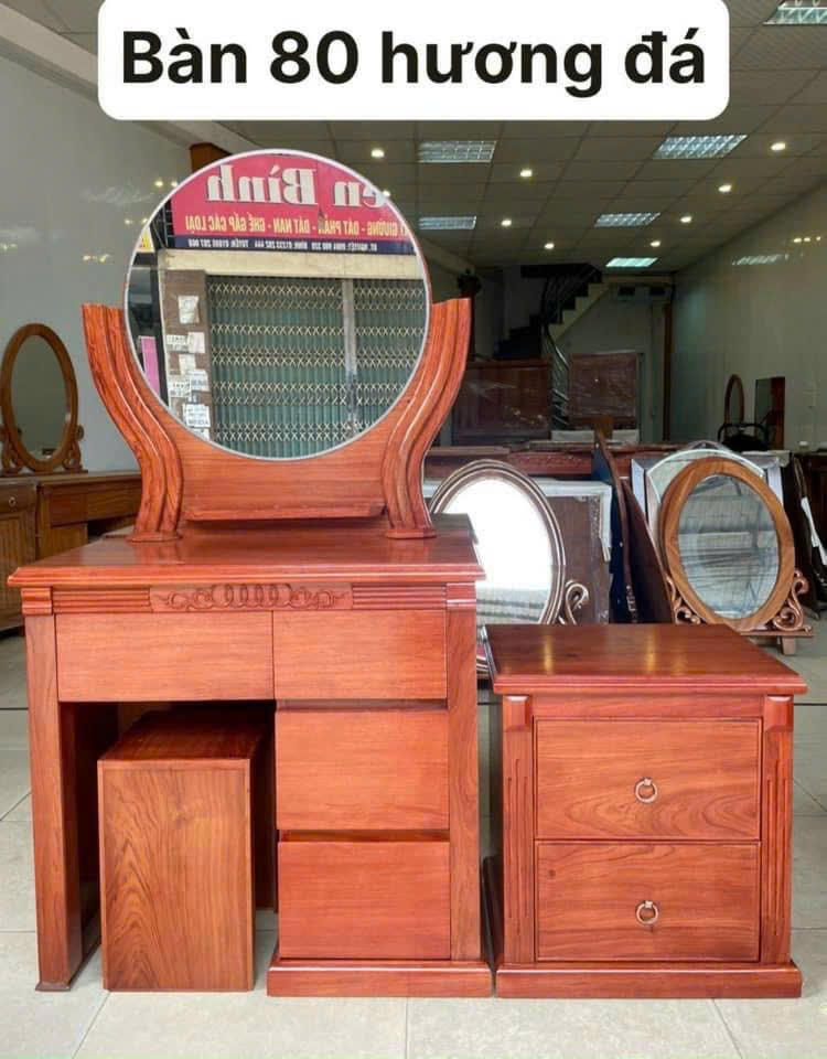Bàn phấn trang điểm hương đá