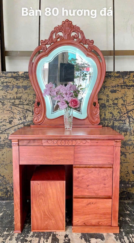 Bàn phấn trang điểm hương đá