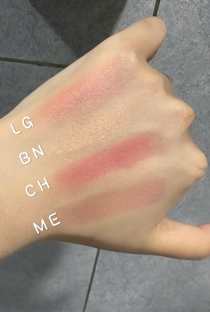 Bắt sáng HOURGLASS ambient lighting 4 ô - #flushed edit