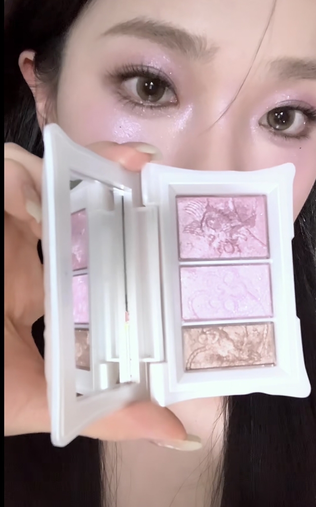 Phấn mắt CHEERYEP pillow gem - màu SE04
