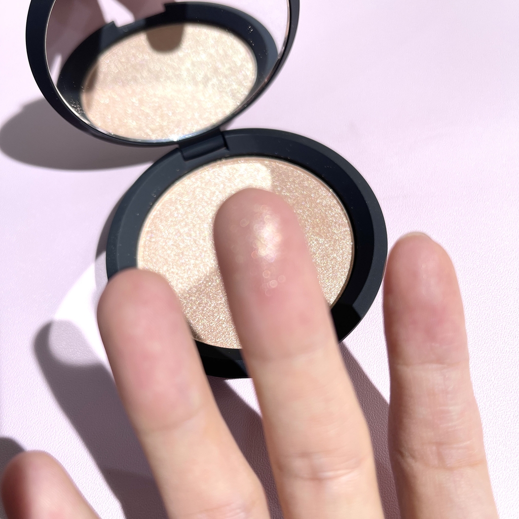 Bắt sáng BECCA x SMASHBOX shimmering skin - moonstone (k hộp)