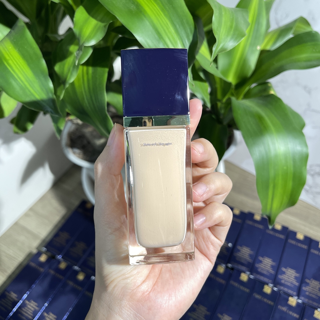 Kem nền ESTEE lauder futurist aqua brilliance 30ml (cao) - 1C0 cool porcelain