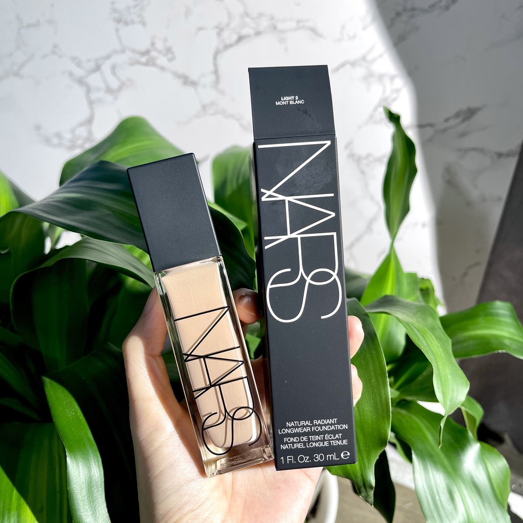 Kem nền NARS natural radiant 30ml - light 4