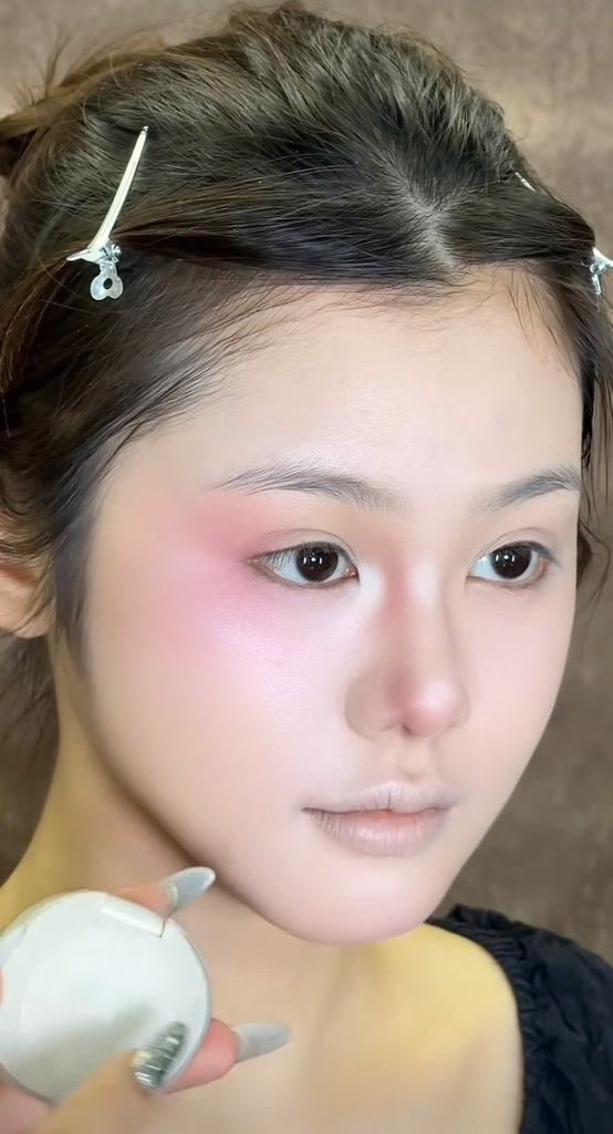 Phấn phủ tâm mặt, bắt sáng JOOCYEE - Màu M305 Pink Shell