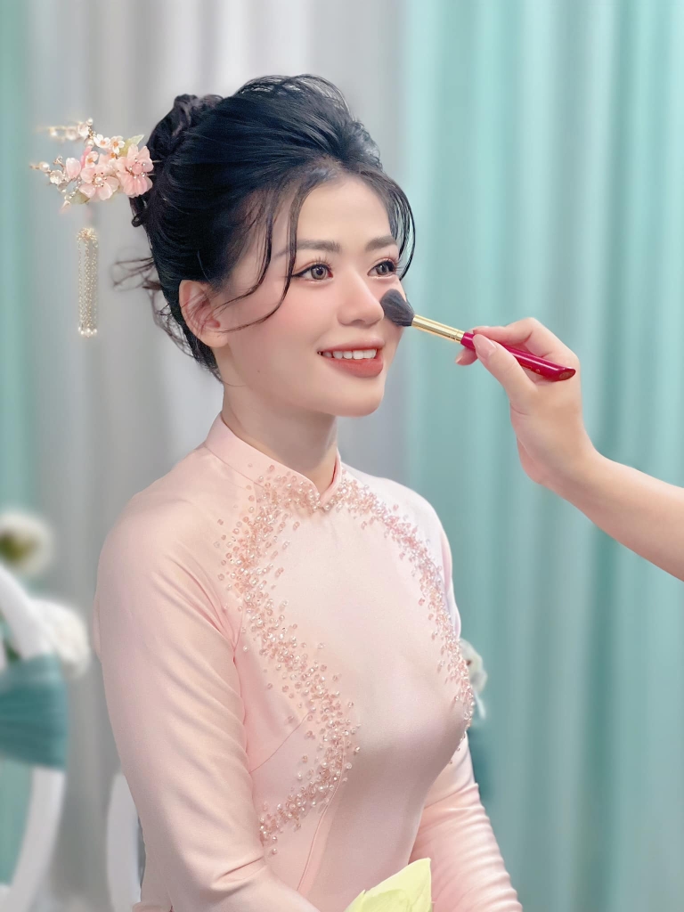 Cọ má hồng CHICHODO thân đỏ - No.13