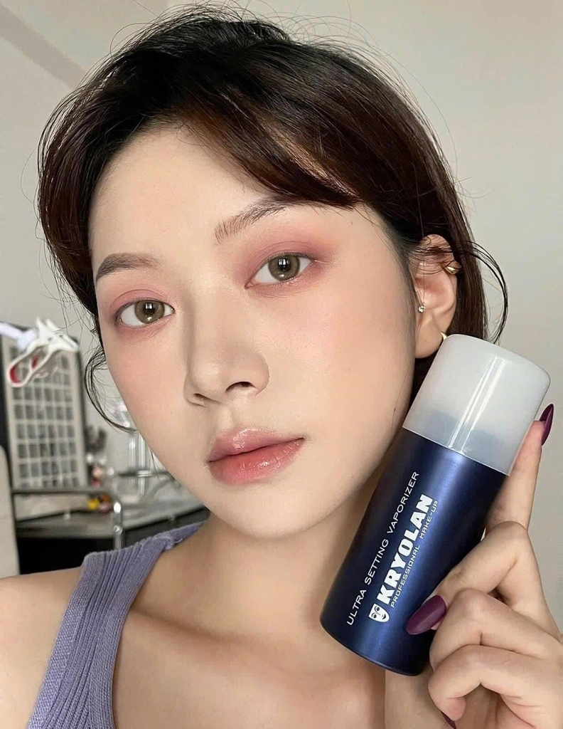 Xịt Khóa Nền KRYOLAN Ultra Setting Vaporizer 100ml