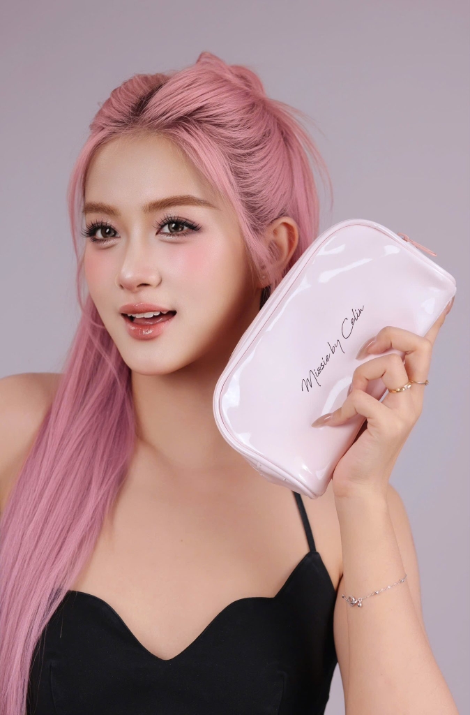Bộ cọ trang điểm CELIN 12 cây + có túi (trắng)
