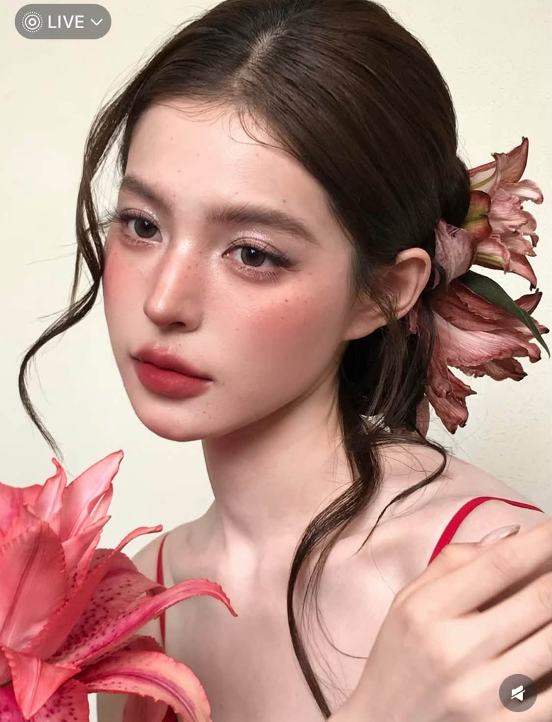 Má hồng NARS  - Exhibit A (màu đỏ)