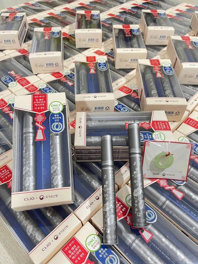 Mascara CLIO kill lash 1+1 - #01 long curling (vỏ xám)