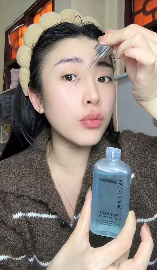Serum dưỡng da MAXCLINIC Water Lift Moisture Ampoule - 100ml