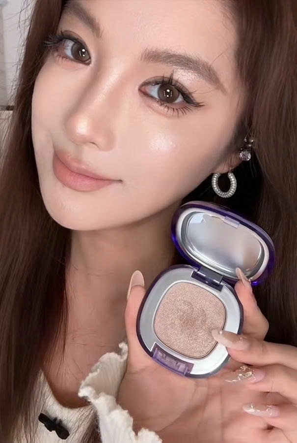 Bắt sáng GIRL CRUSH glow bouncy - #dewy bang