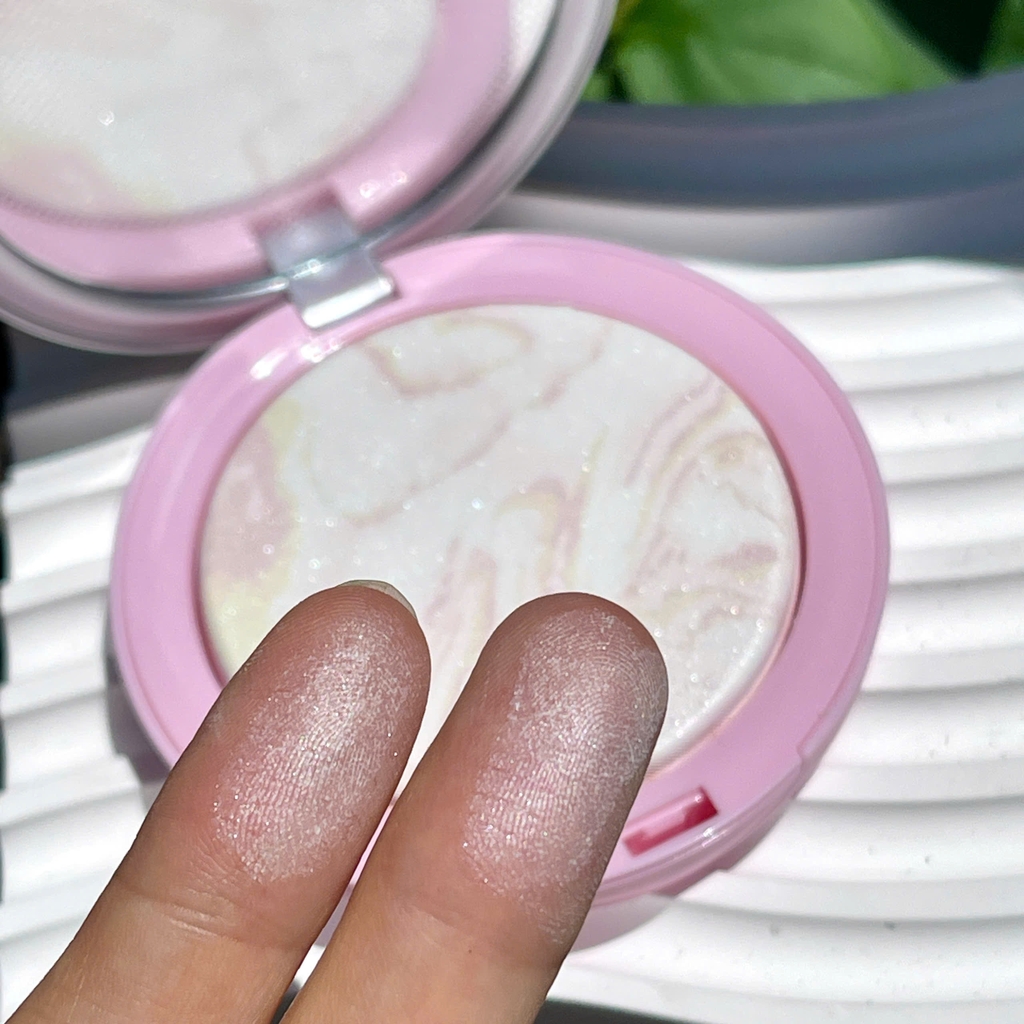 Phấn phủ DREAMER UMI pressed illuminating - lollipop