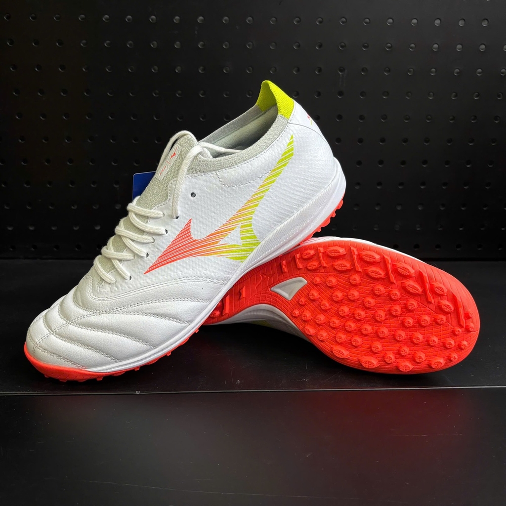 Giày Đá Bóng Mizuno Morelia Neo 5 Beta Pro TF Trắng/Cam/Vàng – P1GD269454