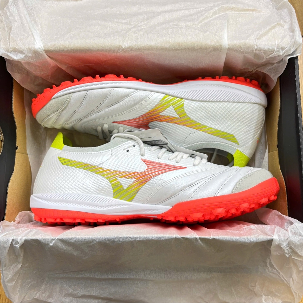 Giày Đá Bóng Mizuno Morelia Neo Sala Beta Japan TF Trắng/Cam – Q1GB269054