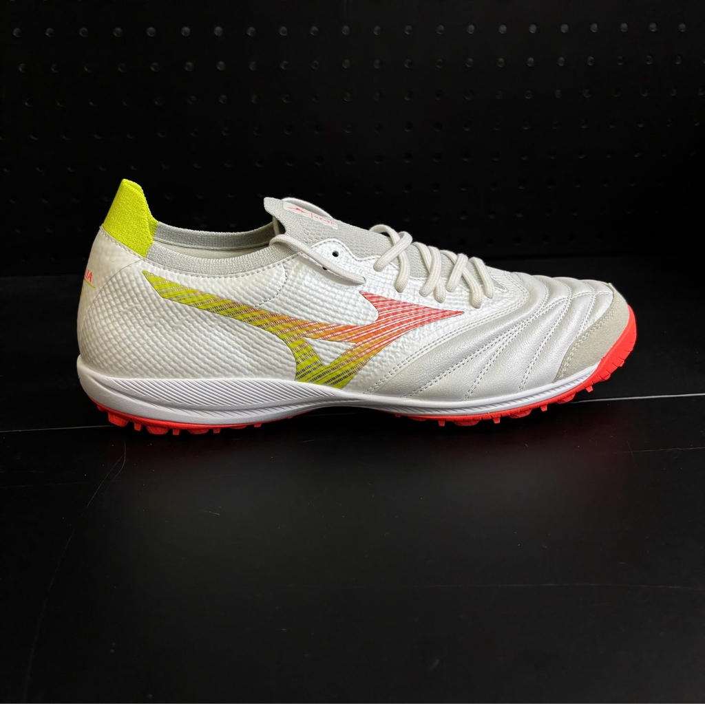 Giày Đá Bóng Mizuno Morelia Neo Sala Beta Japan TF Trắng/Cam – Q1GB269054