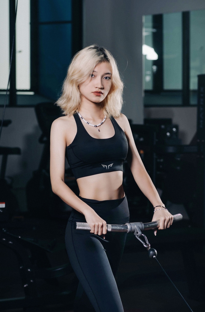 Áo Bra Tập Gym, Áo Bra Nữ Tập Yoga Wolf Active Flex Fit W99 Chất Liệu Co Giãn, Lên Form Tôn Dáng