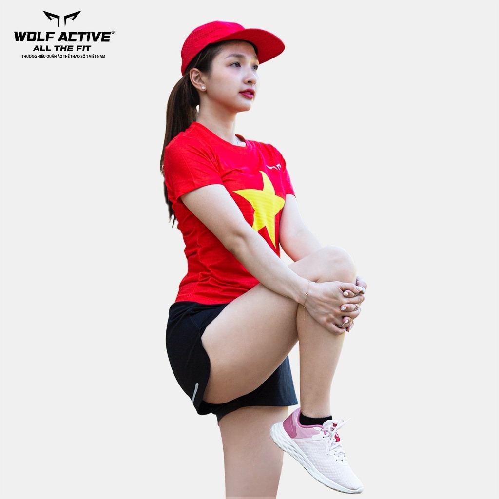 Áo Chạy Bộ Nữ Cờ Đỏ Sao Vàng W01, Chất Vải Active Max Cao Cấp, Mềm Mịn, Co Giãn 4 Chiều