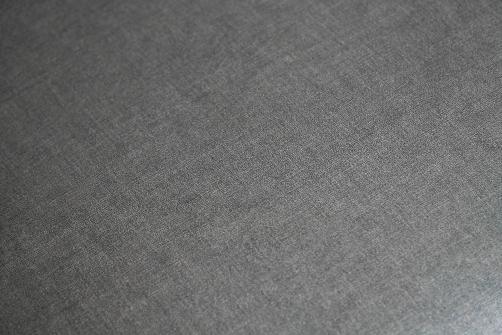 Rivius Verde – Ghế Vải Với Tựa Cuộn Khung Kim Loại