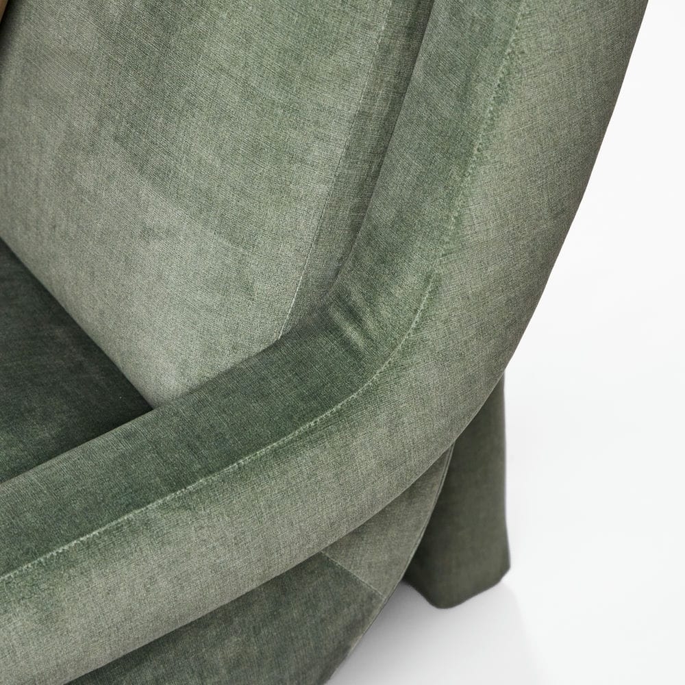 Rivius Pavona – Ghế Bành Điêu Khắc Bọc Vải Màu Xanh Rêu