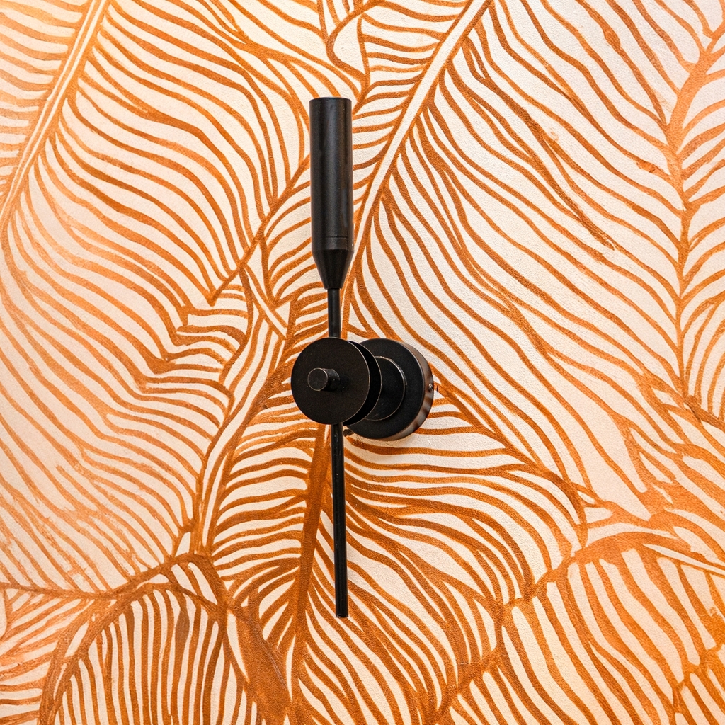 Rivius Linor – Đèn Tường Tối Giản Kim Loại Đen