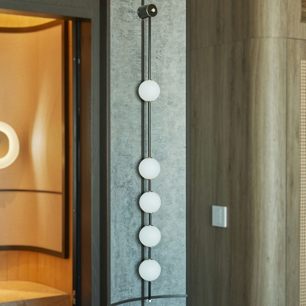 Rivius Orbelle - Đèn Gắn Tường Hình Xiên Kẹo Phong Cách Bắc Âu