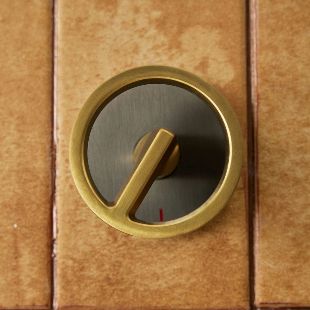 Rivius Onytwirl – Vòi Rửa Sắc Tối Với Tay Xoay Đôi Độc Đáo