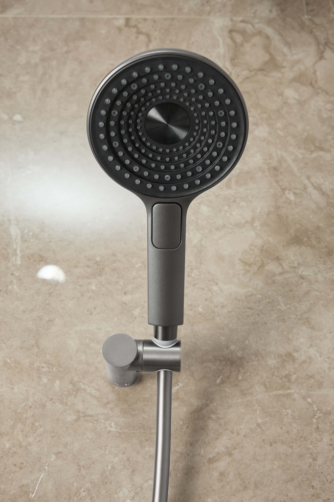 Rivius Aquadot – Bộ Vòi Sen Sắc Đen Tối Giản