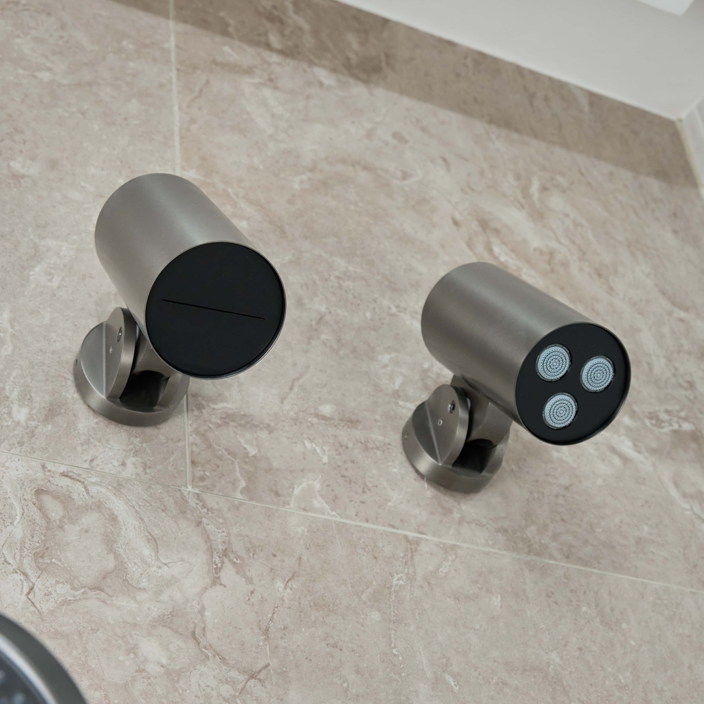 Rivius Aquadot – Bộ Vòi Sen Sắc Đen Tối Giản