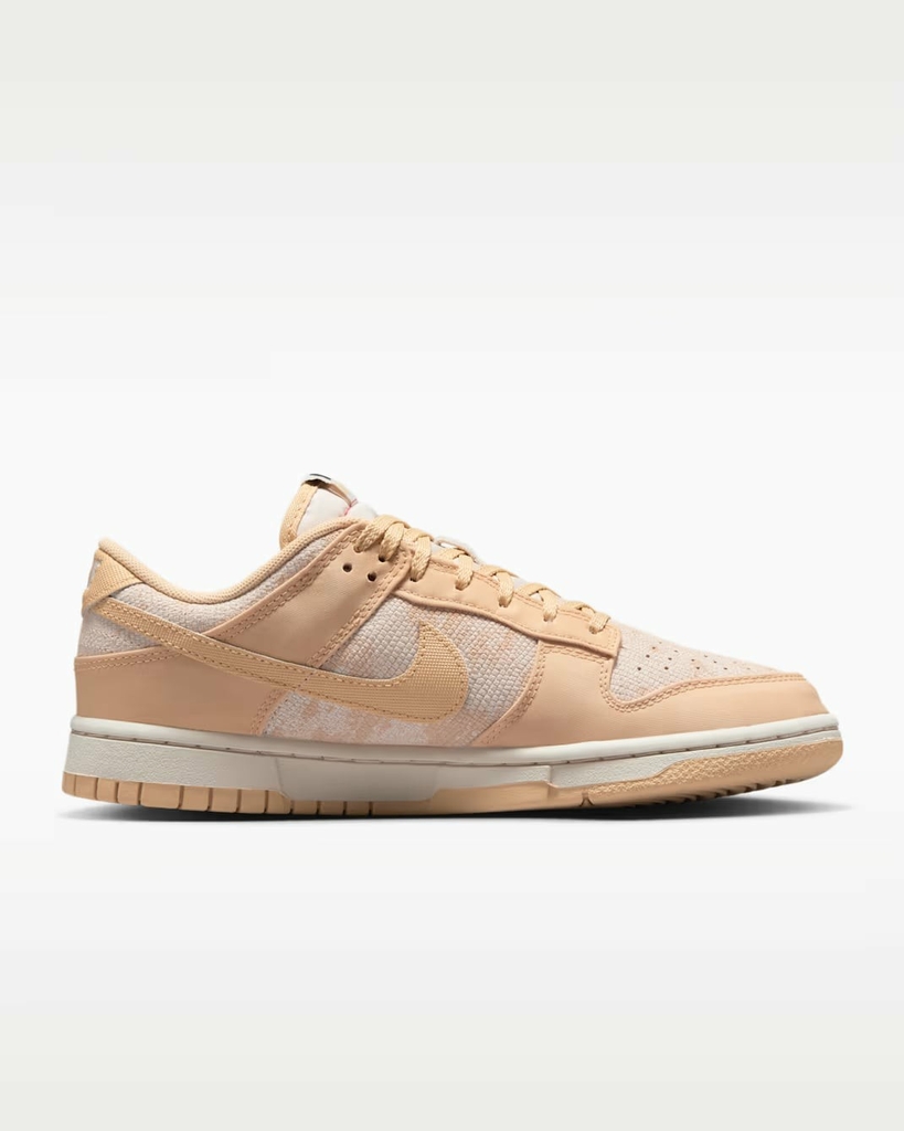 Giày Nike Nữ Chính Hãng - Nike Dunk Low - Màu Cam Nhạt | JapanSport HJ5777-101