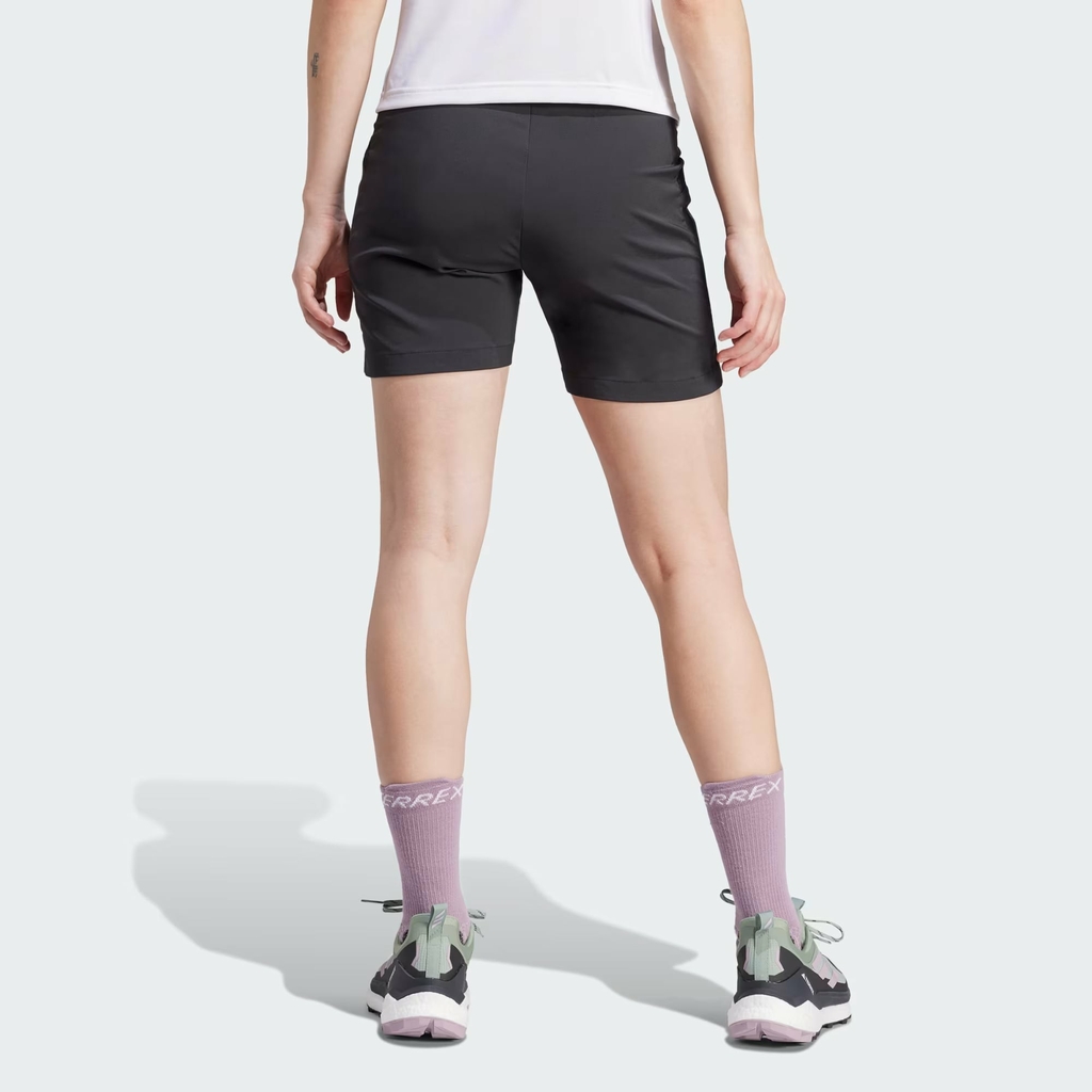 Quần Shorts Adidas Nữ Chính Hãng - Terrex Xperior Mid - Màu Đen | JapanSport IP4832