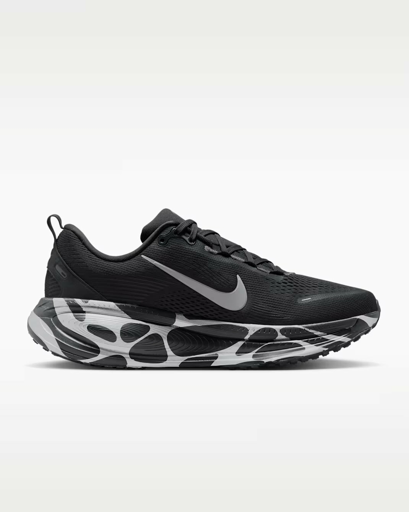 Giày Nike Nam Chính Hãng - Nike Vomero 18 - Màu Đen | JapanSport IM6010-060