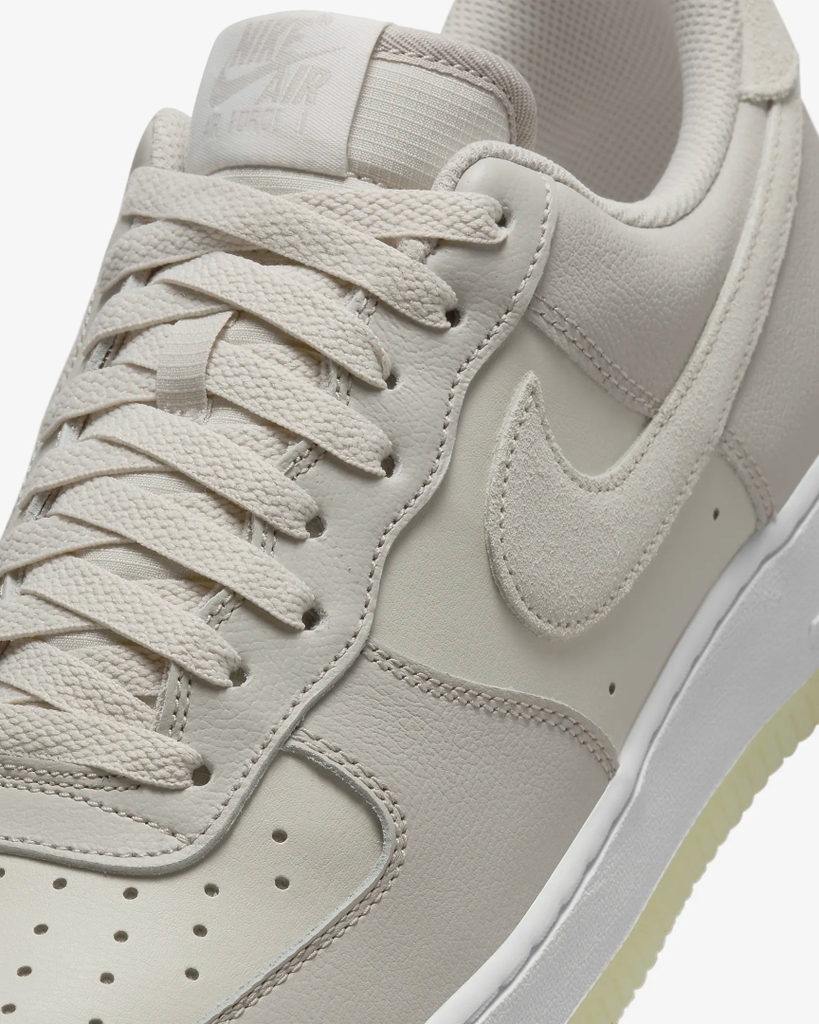 Giày Nike Nam Chính Hãng - Nike Air Force 1 '07 LV8 - Trắng | JapanSport FN5832-001