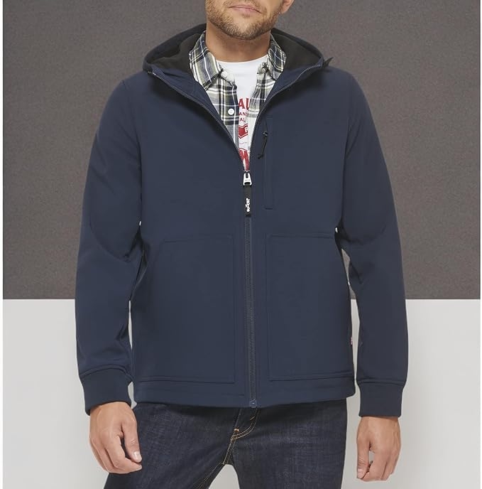 Áo Khoác Levi's Chính Hãng - Water-Resistant Soft Shell Trail Hoodie Jacket - Màu Navy | JapanSport LM2RP196-mid