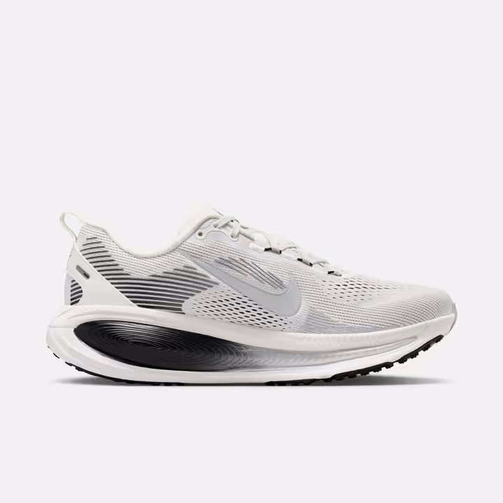 Giày Nike Chính Hãng - Vomero 18 Running - Màu Đen | JapanSport II7189-100
