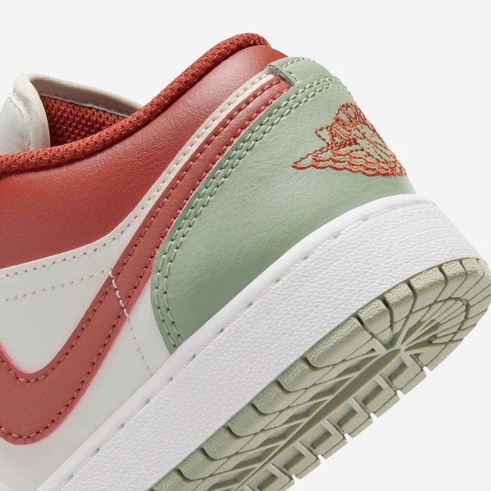 Giày Nike Chính Hãng - Air Jordan 1 Low (GS) - Màu Xanh | JapanSport 553560-133