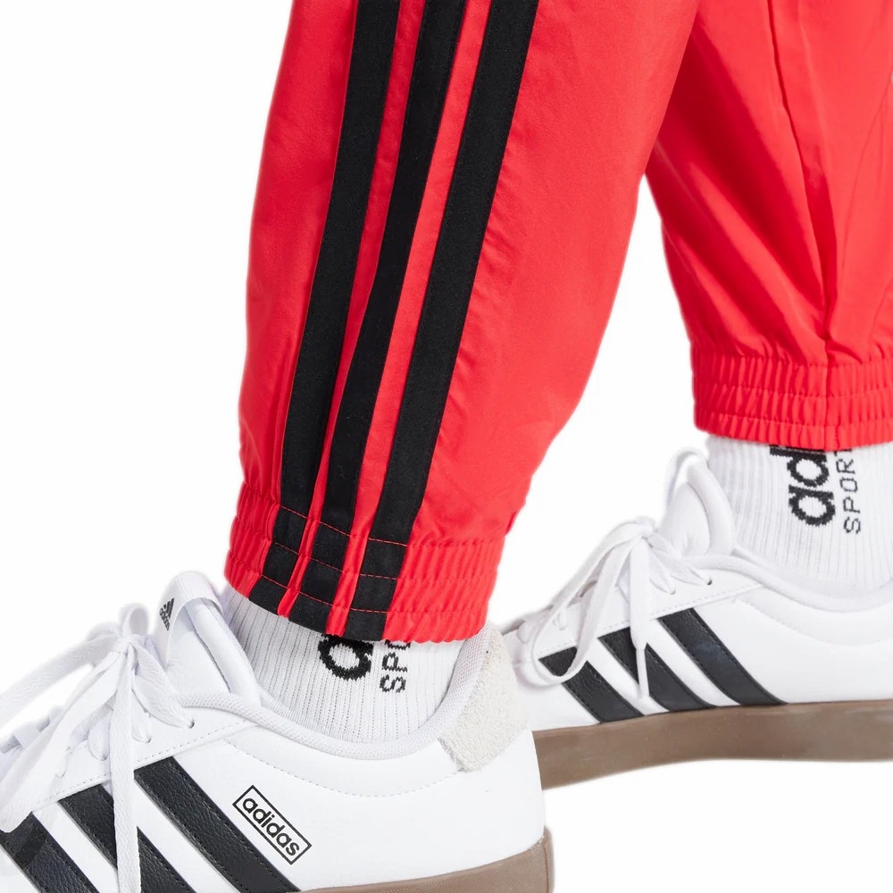 Quần Dài Adidas Chính Hãng - Essentials 3-Stripes Woven Joggers - Màu đỏ | JapanSport JE6404