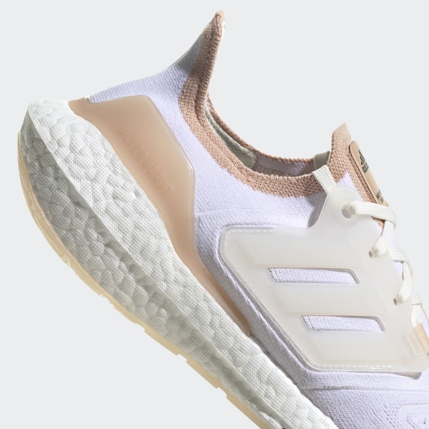 Giày chạy Adidas Chính hãng - Ultraboost 22 Nam - trắng | JapanSport GX8072
