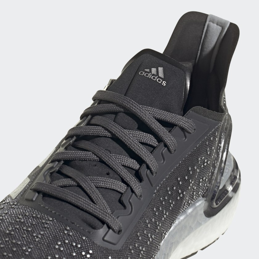 Giày chạy Adidas Chính Hãng - ULTRABOOST PB - Grey/Silver Metallic | JapanSport - FV8366