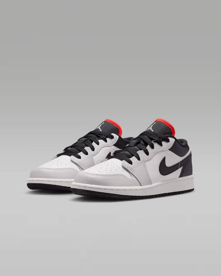 Giày Nike Chính Hãng - Air Jordan 1 Low (GS) - Màu Trắng | JapanSport 553560-045