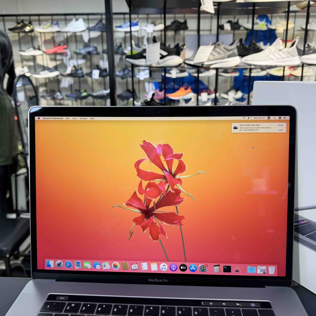 【Đã qua sử dụng】Apple MacBook Pro 2019 15 inch - Core i9-9880H 2.3GHz | RAM 16GB | SSD 512B - Bạc | JapanSport