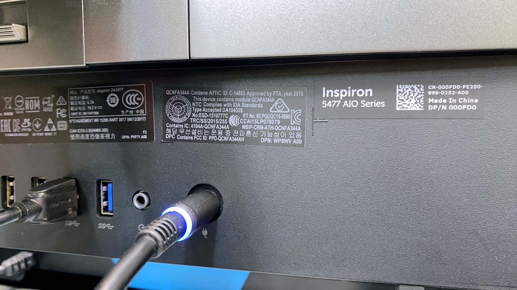 【Đã qua sử dụng】DELL Inspiron 24inch AIO 5477 Cảm ứng | Core i7-8700T 2.4GHz | RAM 12GB | SSD 256GB + HDD 1TB | JapanSport