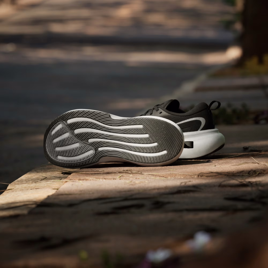 Giày Adidas Nam Nữ Chính Hãng - SUPERNOVA GLIDE W - Màu Đen Trắng  | JapanSport KJ8646
