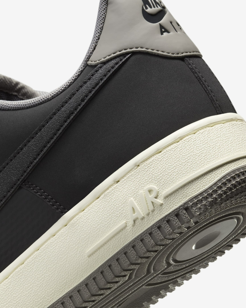 Giày Nike Nam Nữ Chính Hãng - Nike Air Force 1 '07 LV8 - Màu đen | JapanSport FZ5225-001