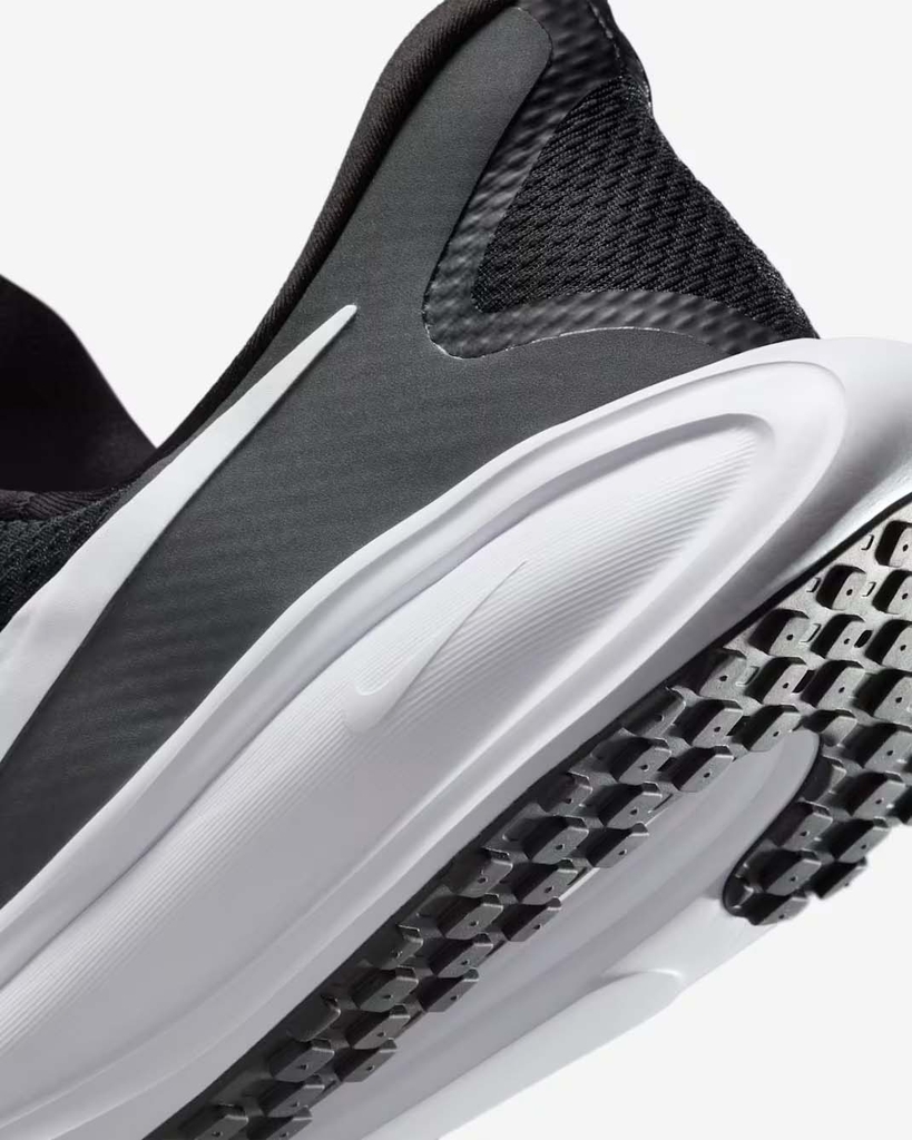Giày Nike Chính Hãng - Revolution 8 EasyOn - Màu đen | JapanSport HQ2414-001
