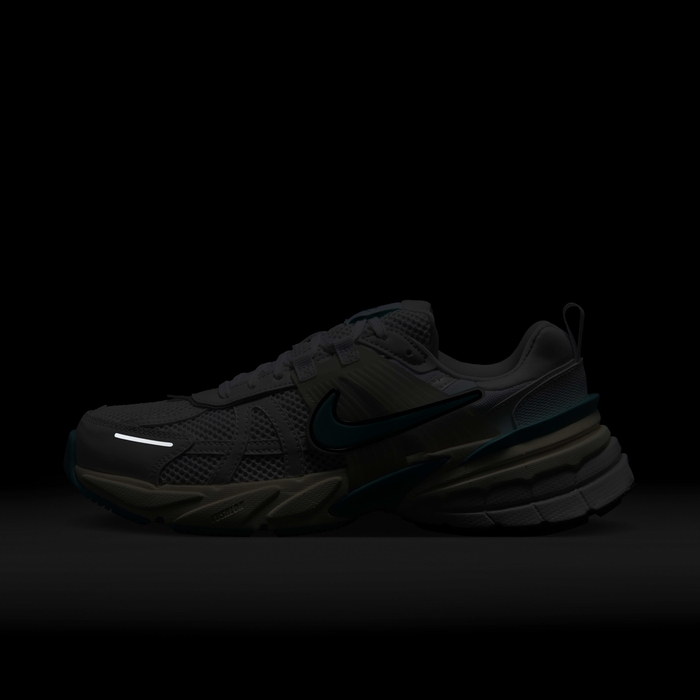 Giày Nike Nữ Chính Hãng - V2K Run - Màu Trắng/Xanh | JapanSport FD0736-105