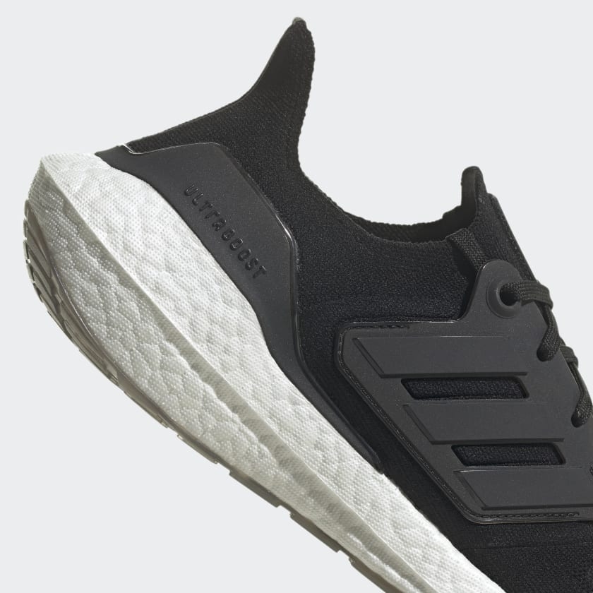 Giày chạy Adidas Chính hãng - Ultraboost 22 Nam - Đen | JapanSport GX3062