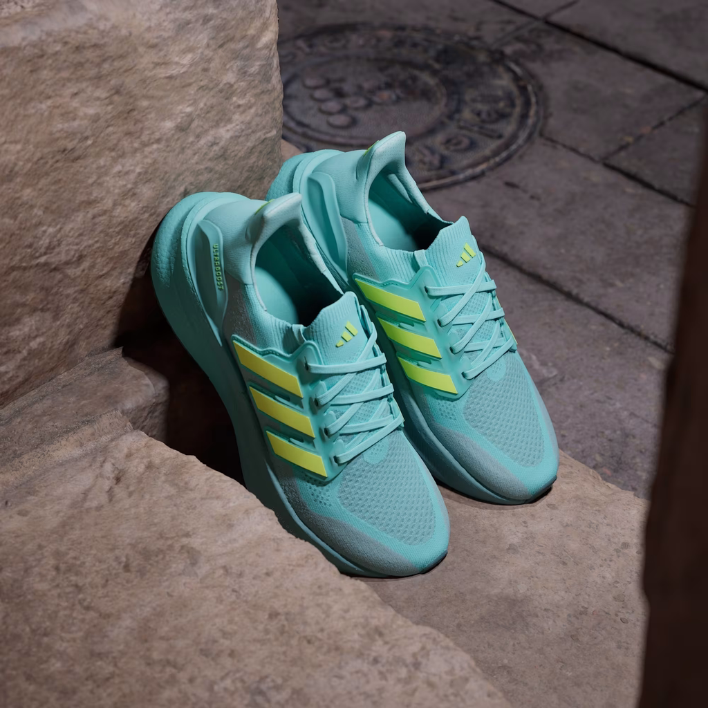 Giày Adidas Nam Chính Hãng - Ultraboost 5 - Màu Xanh | JapanSport JQ2909